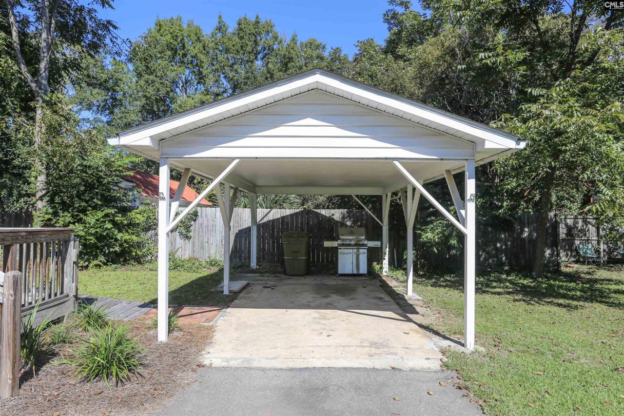 306 Hampton Park Photo 26