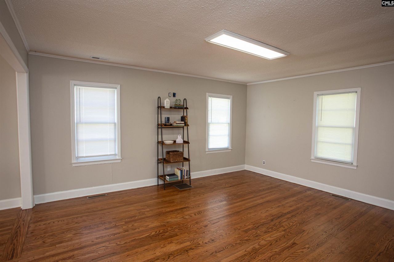 306 Hampton Park Photo 5