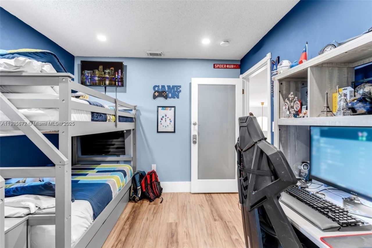 14206 SW 164th Ter, Miami, FL 33177 Photo