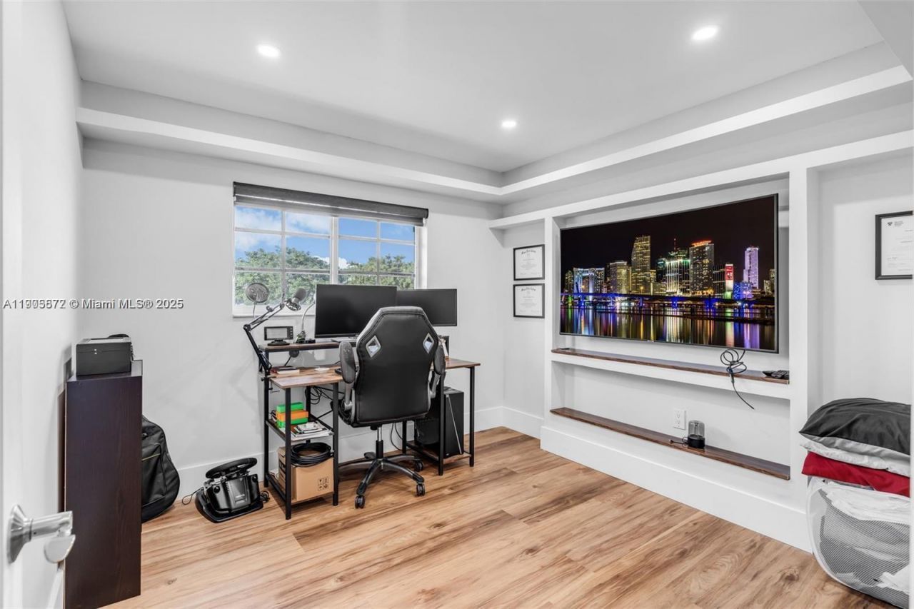 14206 SW 164th Ter, Miami, FL 33177 Photo