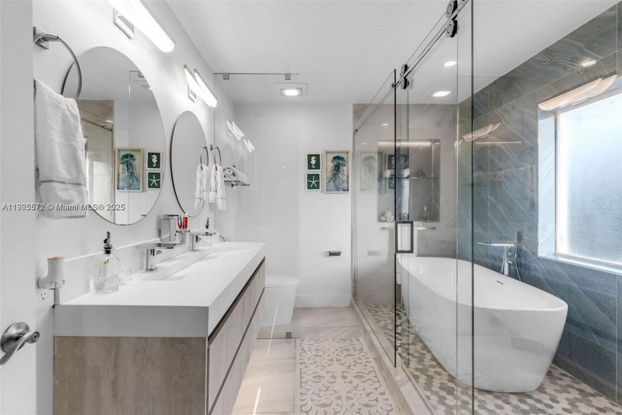 14206 SW 164th Ter, Miami, FL 33177 Photo