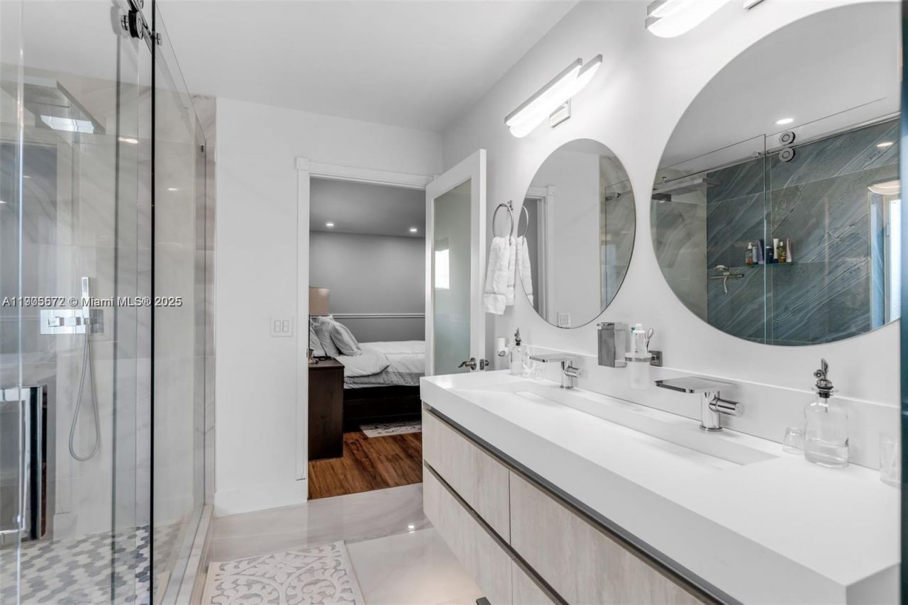 14206 SW 164th Ter, Miami, FL 33177 Photo