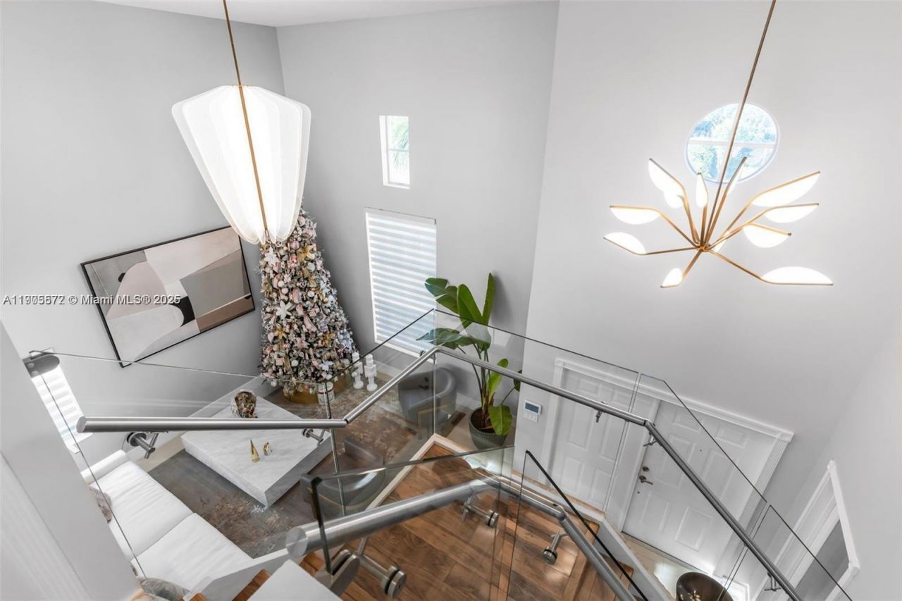 14206 SW 164th Ter, Miami, FL 33177 Photo