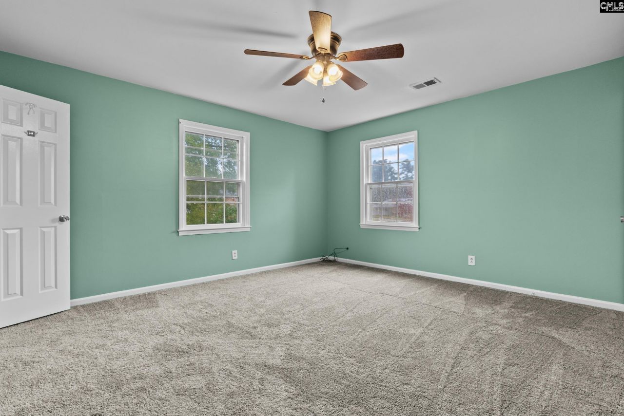 2812 Cliffside Drive Photo 12