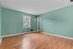 2812 Cliffside Drive photo 4