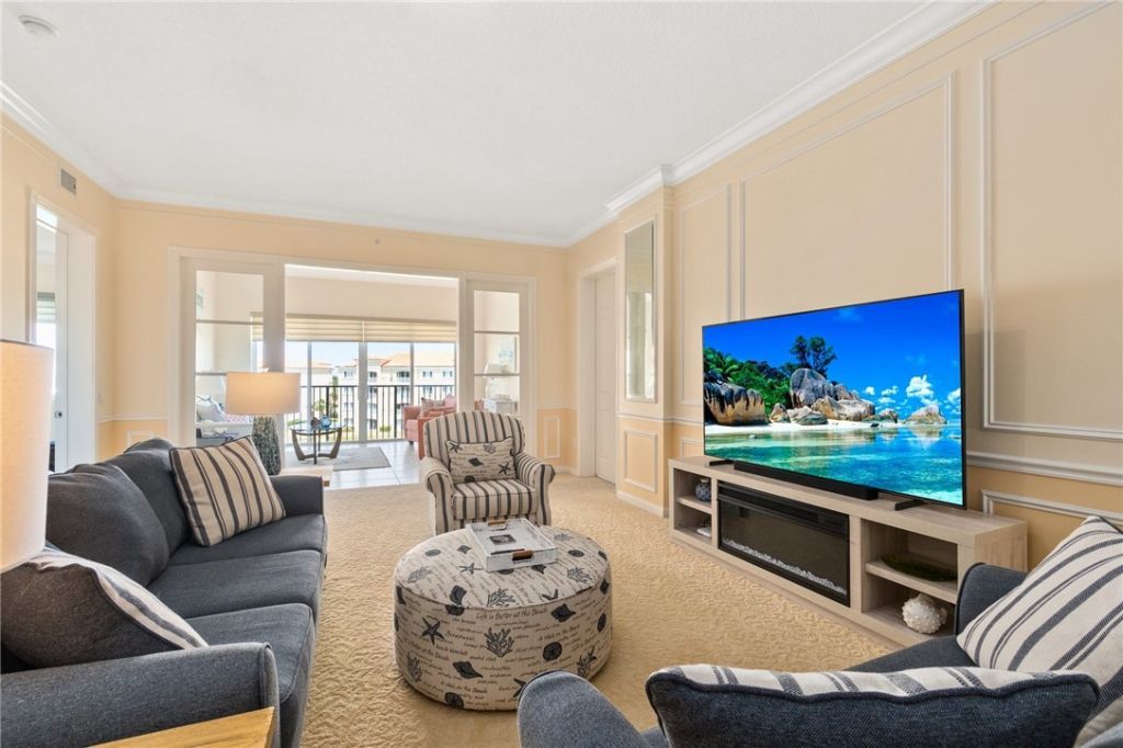 17 Harbour Isle Drive W, Unit PH 03, Fort Pierce, FL 34949 Photo