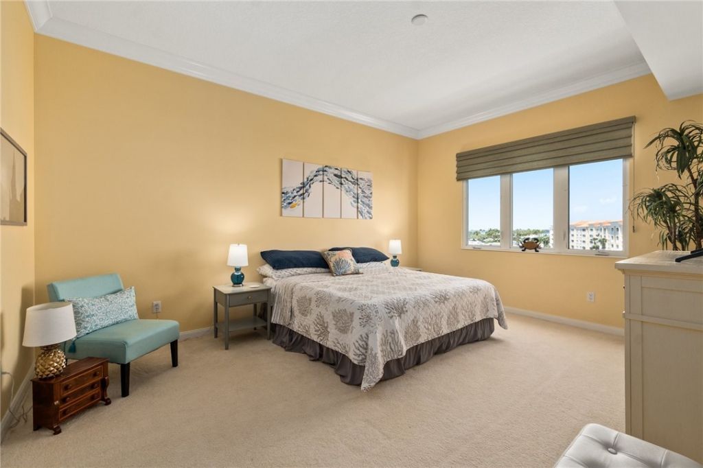 17 Harbour Isle Drive W, Unit PH 03, Fort Pierce, FL 34949 Photo