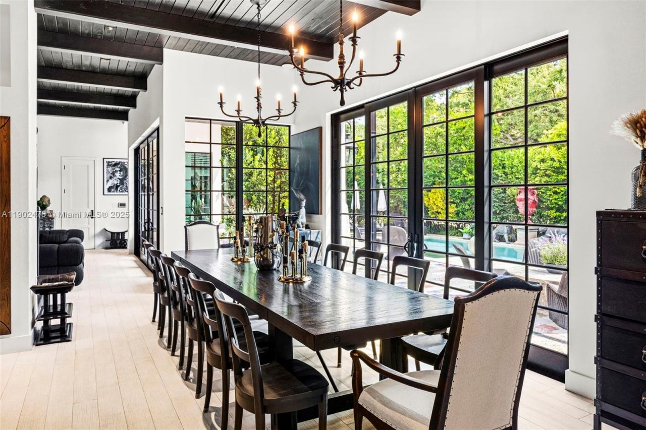 590 NE 59th St, Miami, FL 33137 Photo