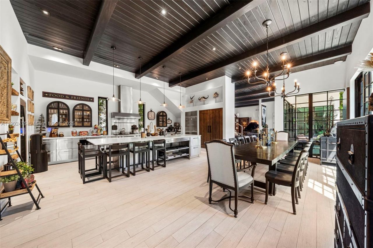 590 NE 59th St, Miami, FL 33137 Photo