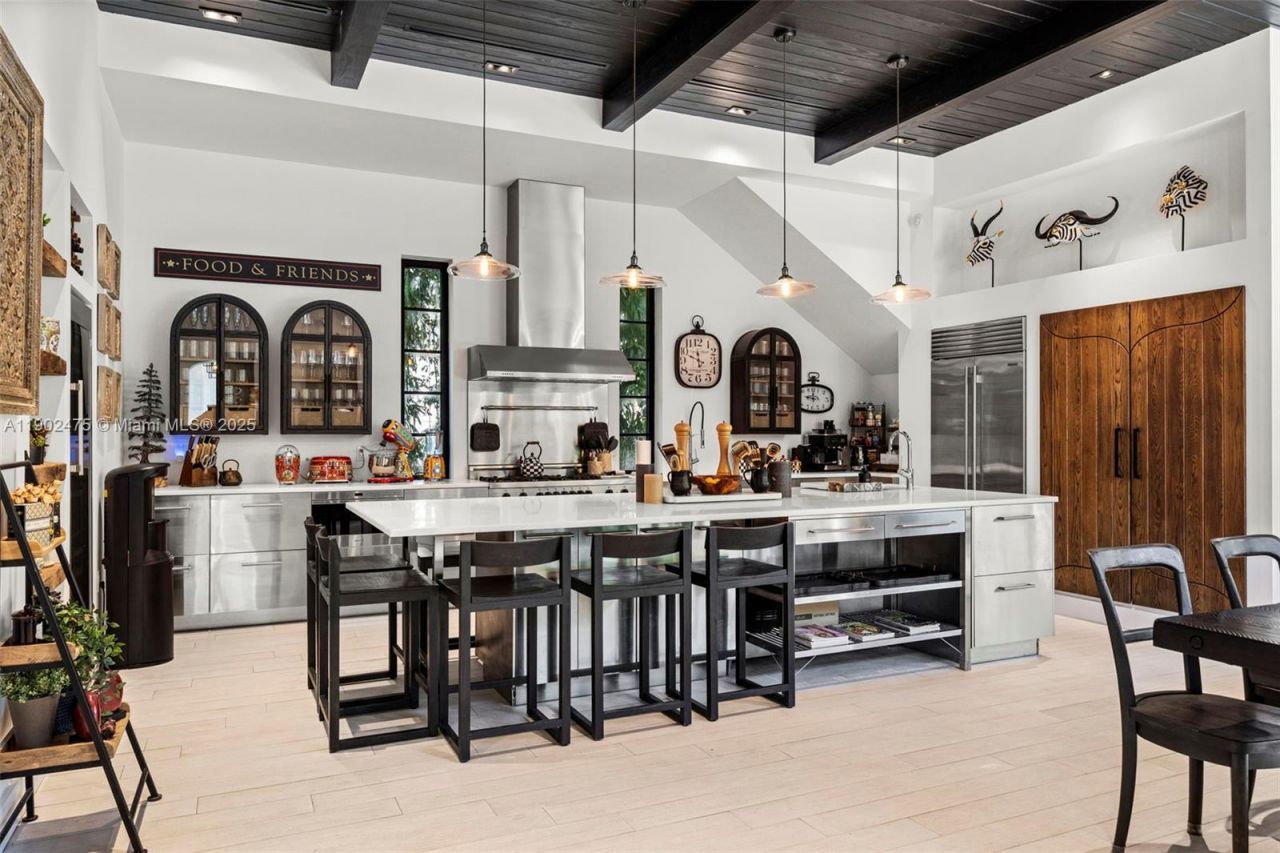 590 NE 59th St, Miami, FL 33137 Photo