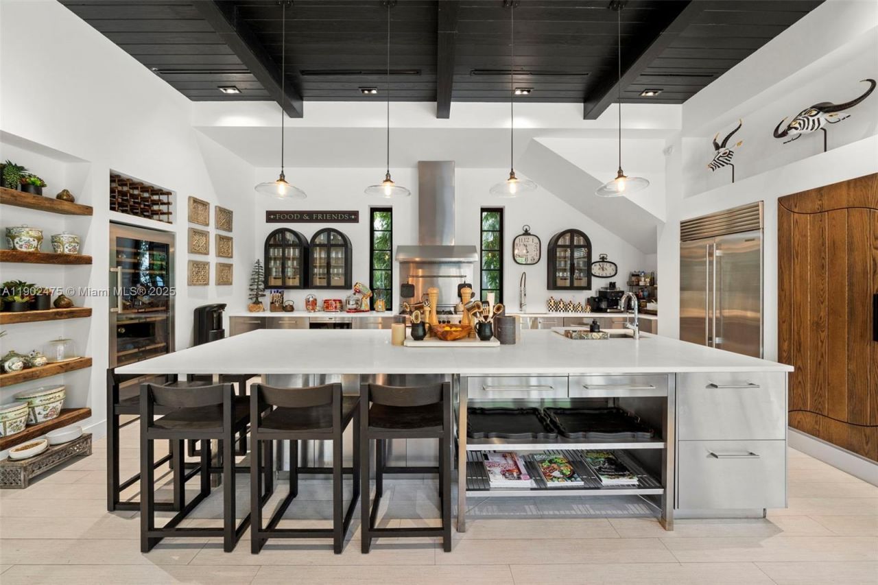 590 NE 59th St, Miami, FL 33137 Photo