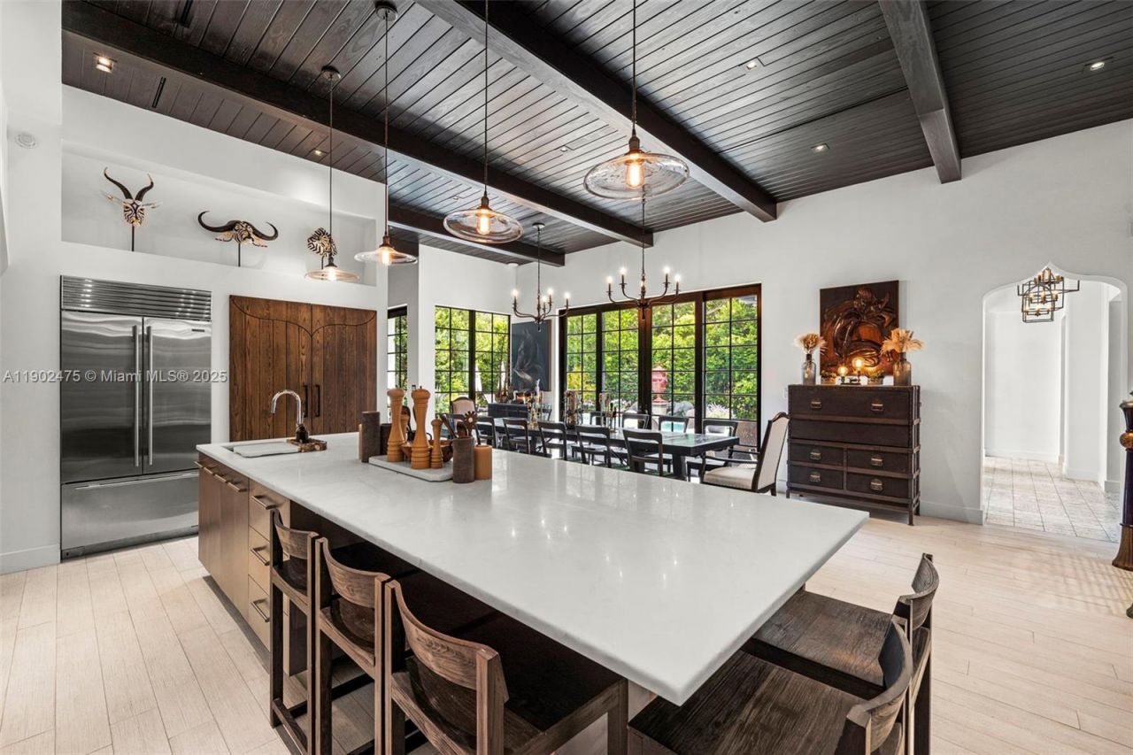 590 NE 59th St, Miami, FL 33137 Photo