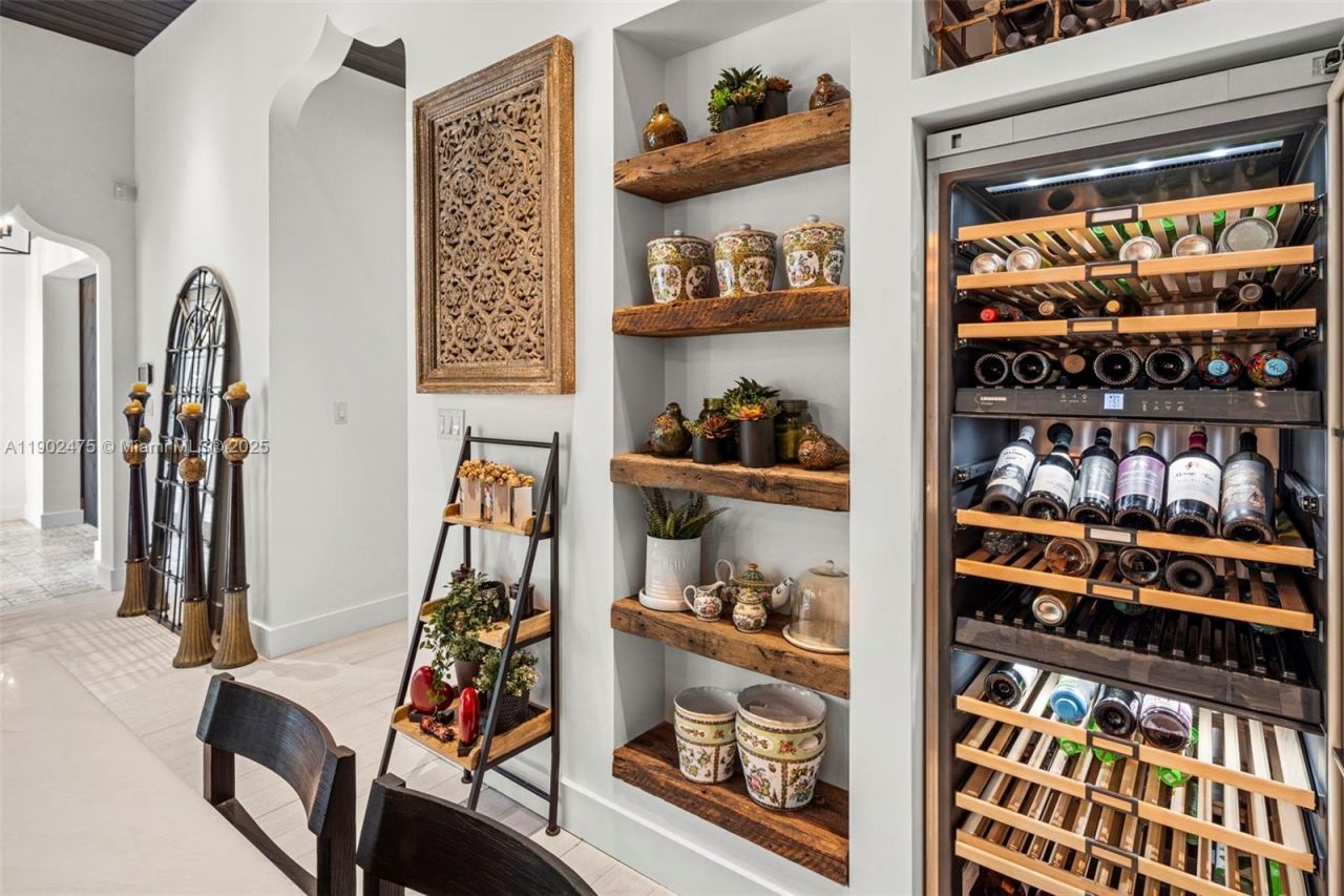 590 NE 59th St, Miami, FL 33137 Photo