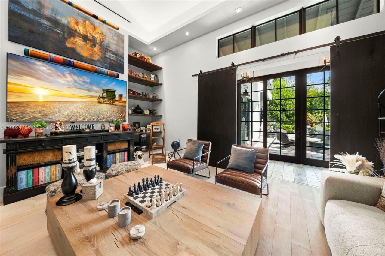 590 NE 59th St, Miami, FL 33137 Photo