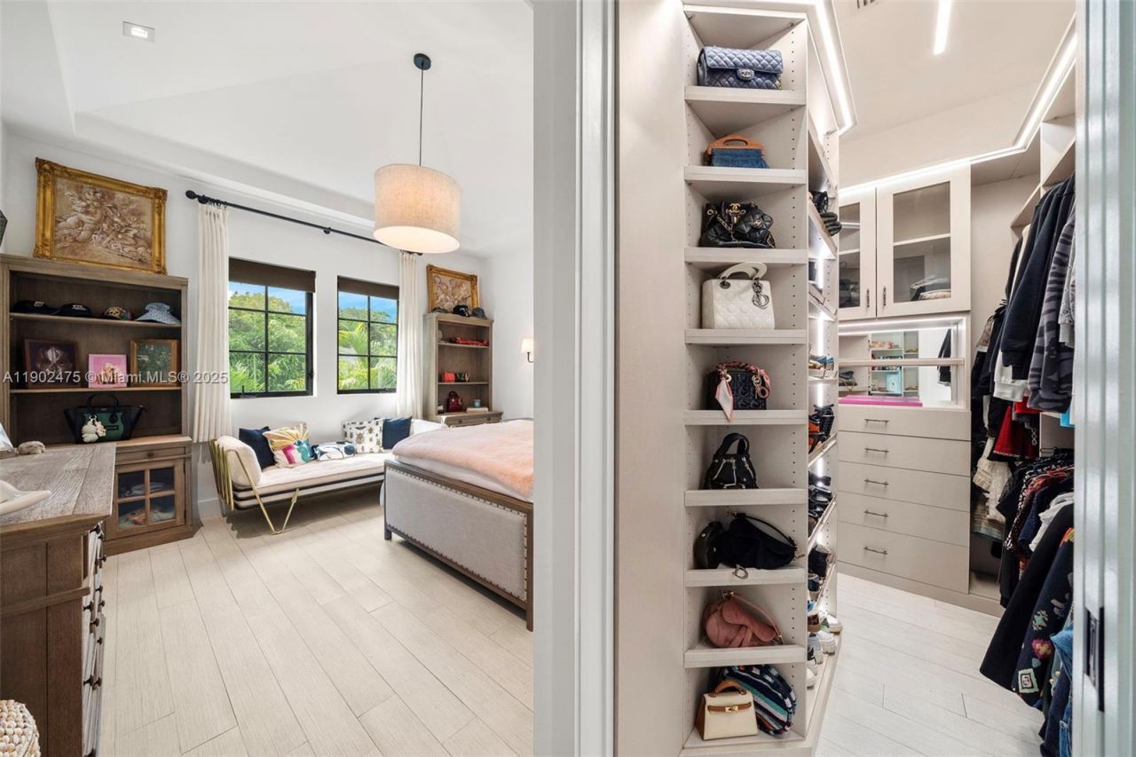 590 NE 59th St, Miami, FL 33137 Photo