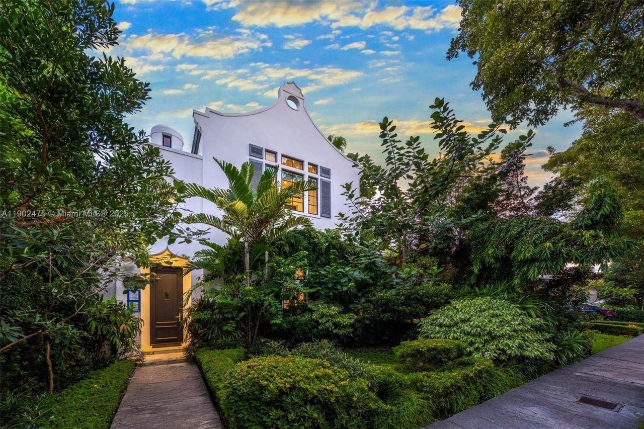 590 NE 59th St, Miami, FL 33137 Photo