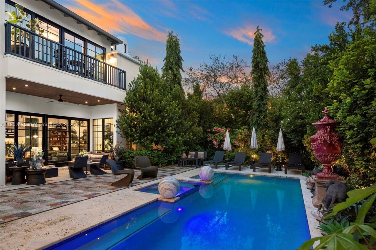 590 NE 59th St, Miami, FL 33137 Photo