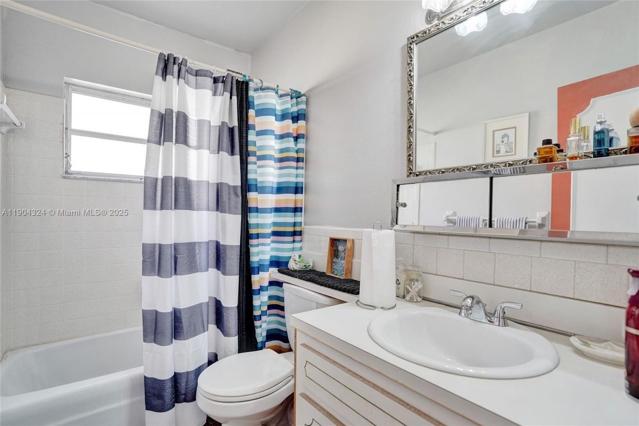 3941 NW 110th Ave, Coral Springs, FL 33065 Photo