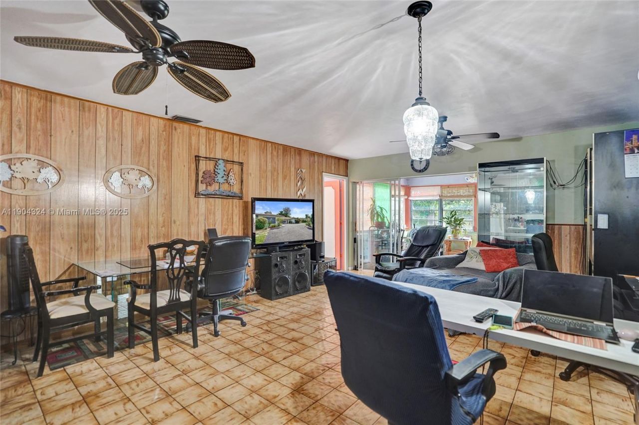 3941 NW 110th Ave, Coral Springs, FL 33065 Photo