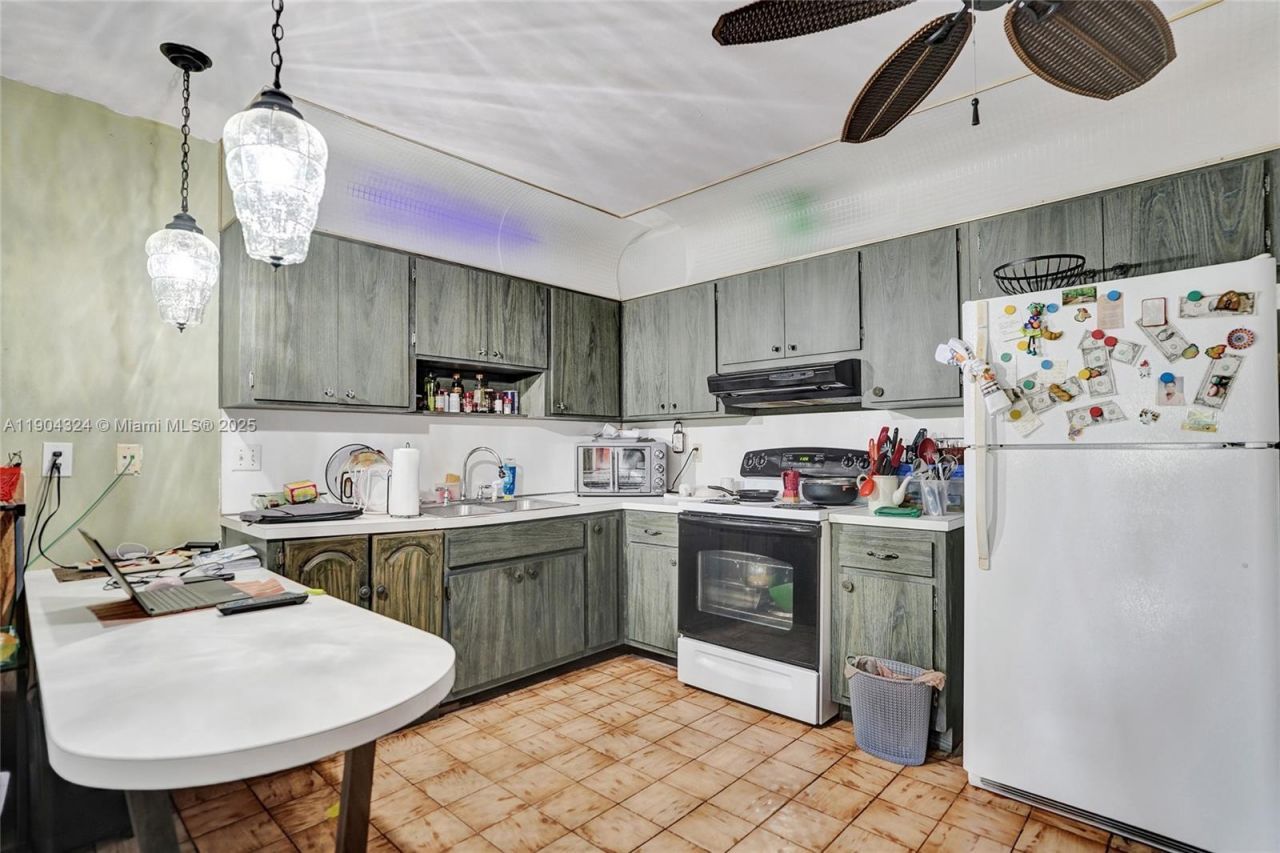 3941 NW 110th Ave, Coral Springs, FL 33065 Photo