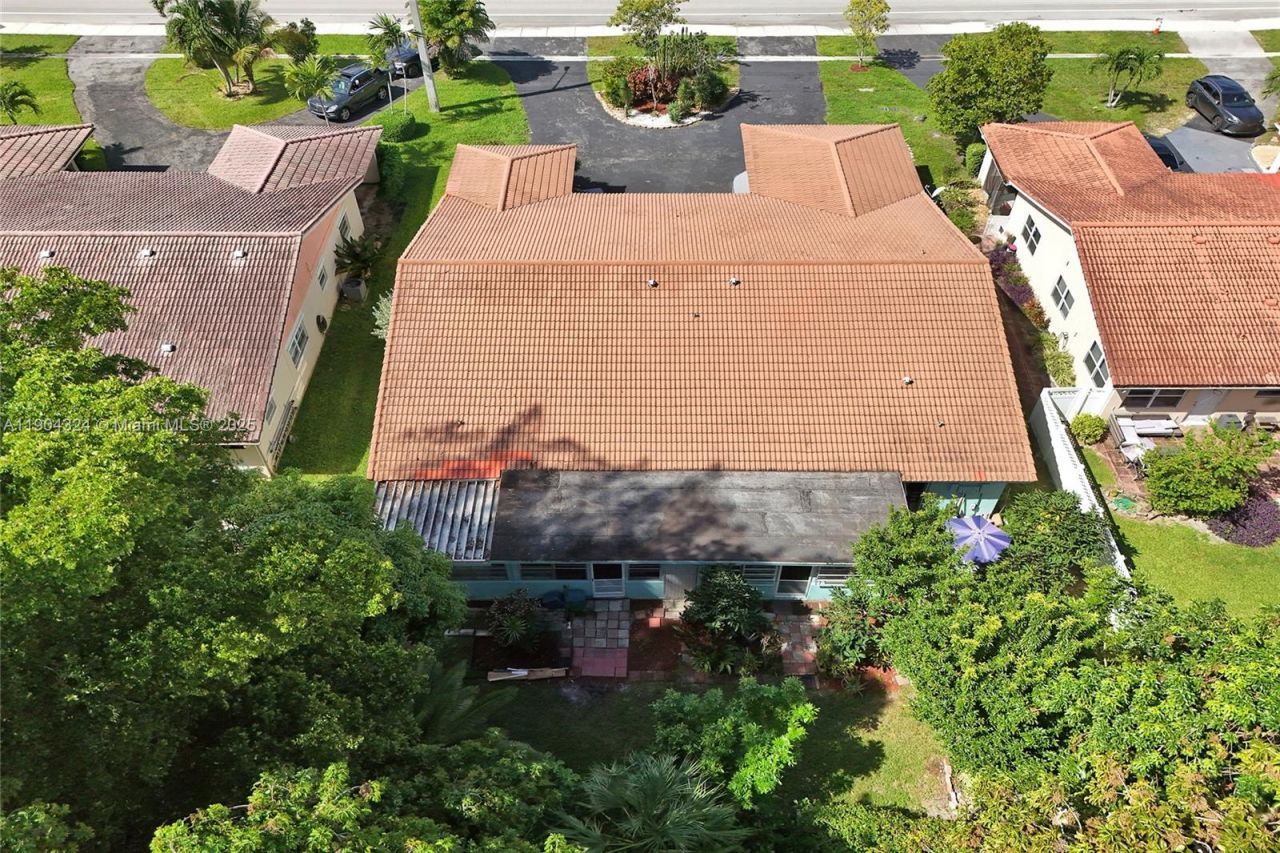 3941 NW 110th Ave, Coral Springs, FL 33065 Photo