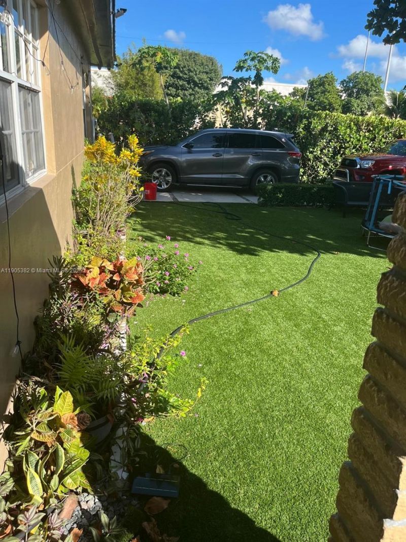 665 NW 153rd St, Miami, FL 33169 Photo