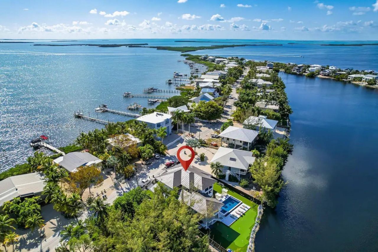 32 N Bounty Ln, Unit 32, Key Largo, FL 33037 Photo