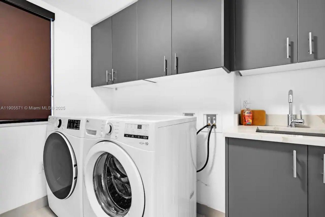 32 N Bounty Ln, Unit 32, Key Largo, FL 33037 Photo