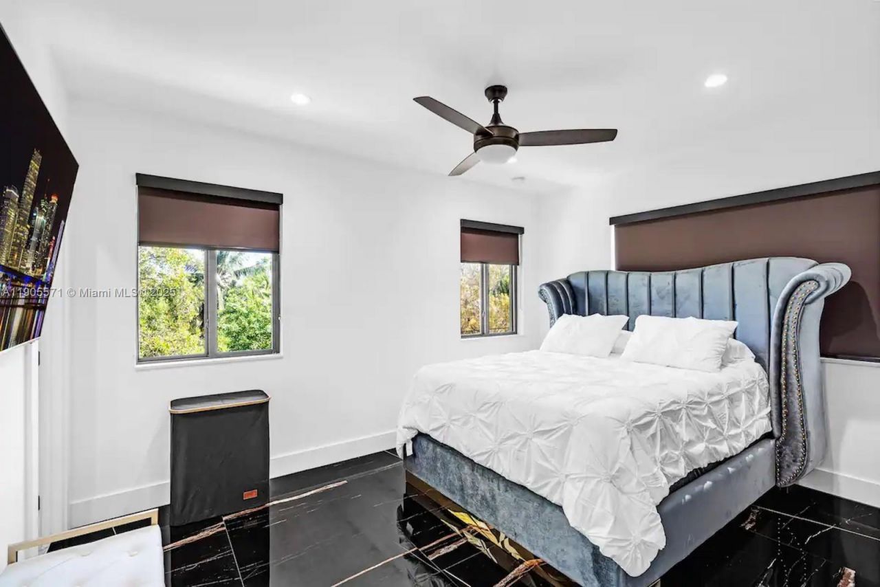 32 N Bounty Ln, Unit 32, Key Largo, FL 33037 Photo