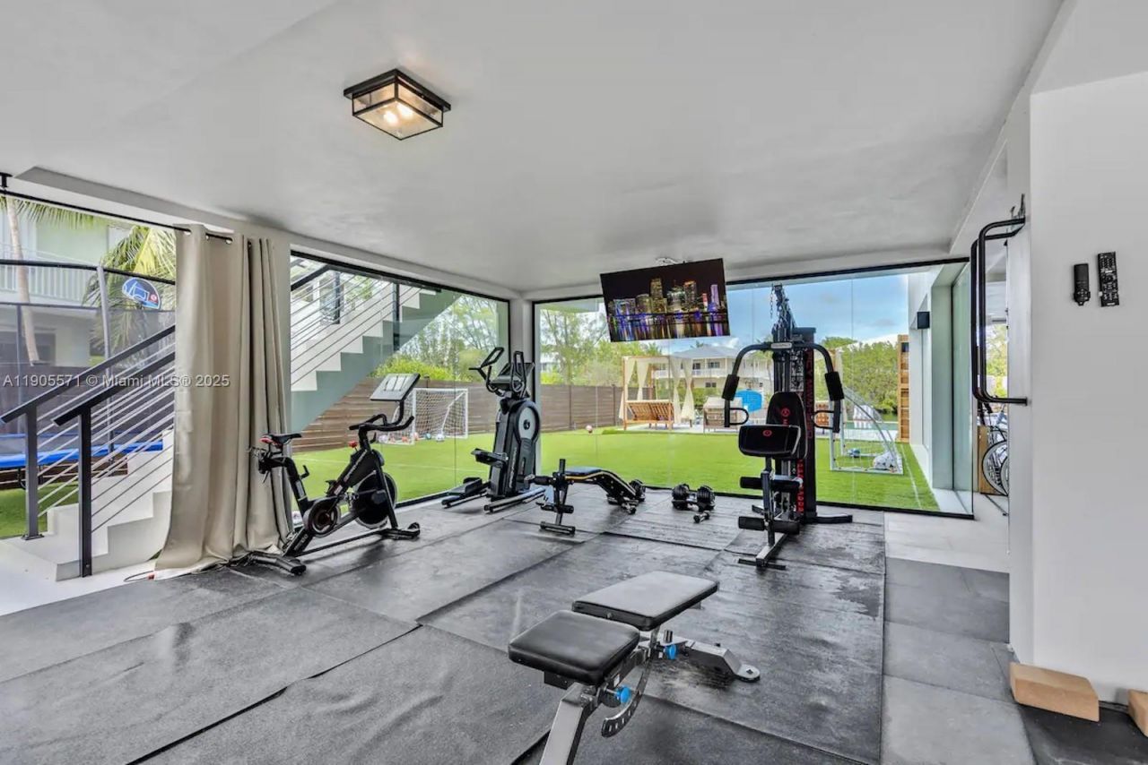 32 N Bounty Ln, Unit 32, Key Largo, FL 33037 Photo