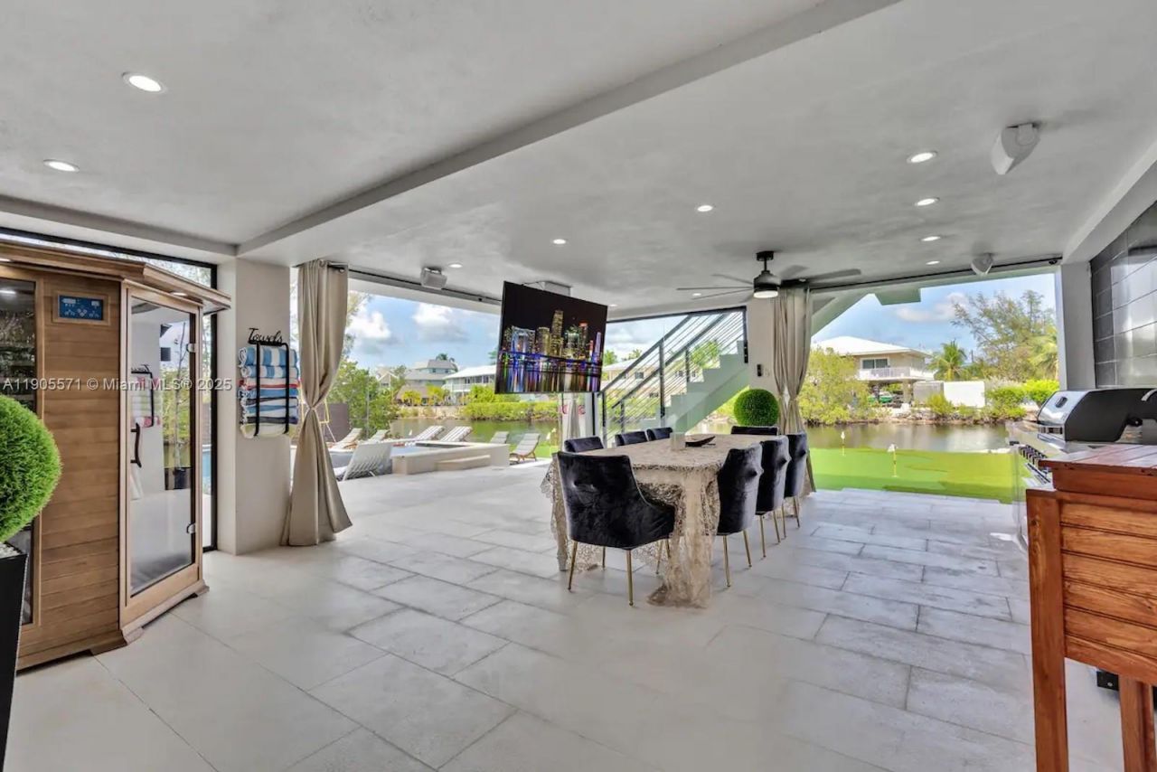 32 N Bounty Ln, Unit 32, Key Largo, FL 33037 Photo