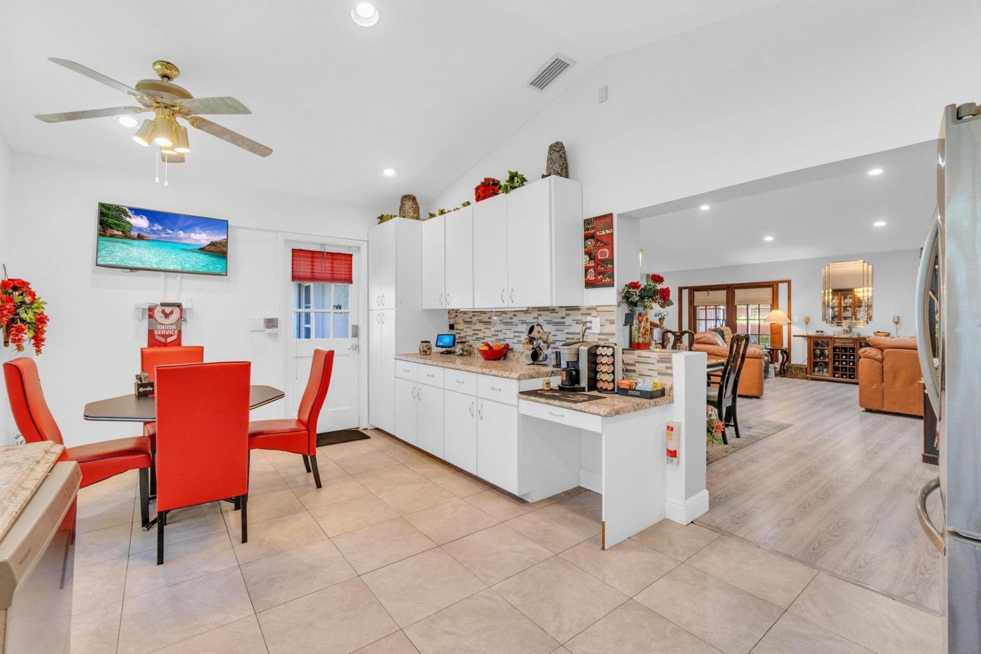 18201 SW 87th Avenue, Palmetto Bay, FL 33157 Photo