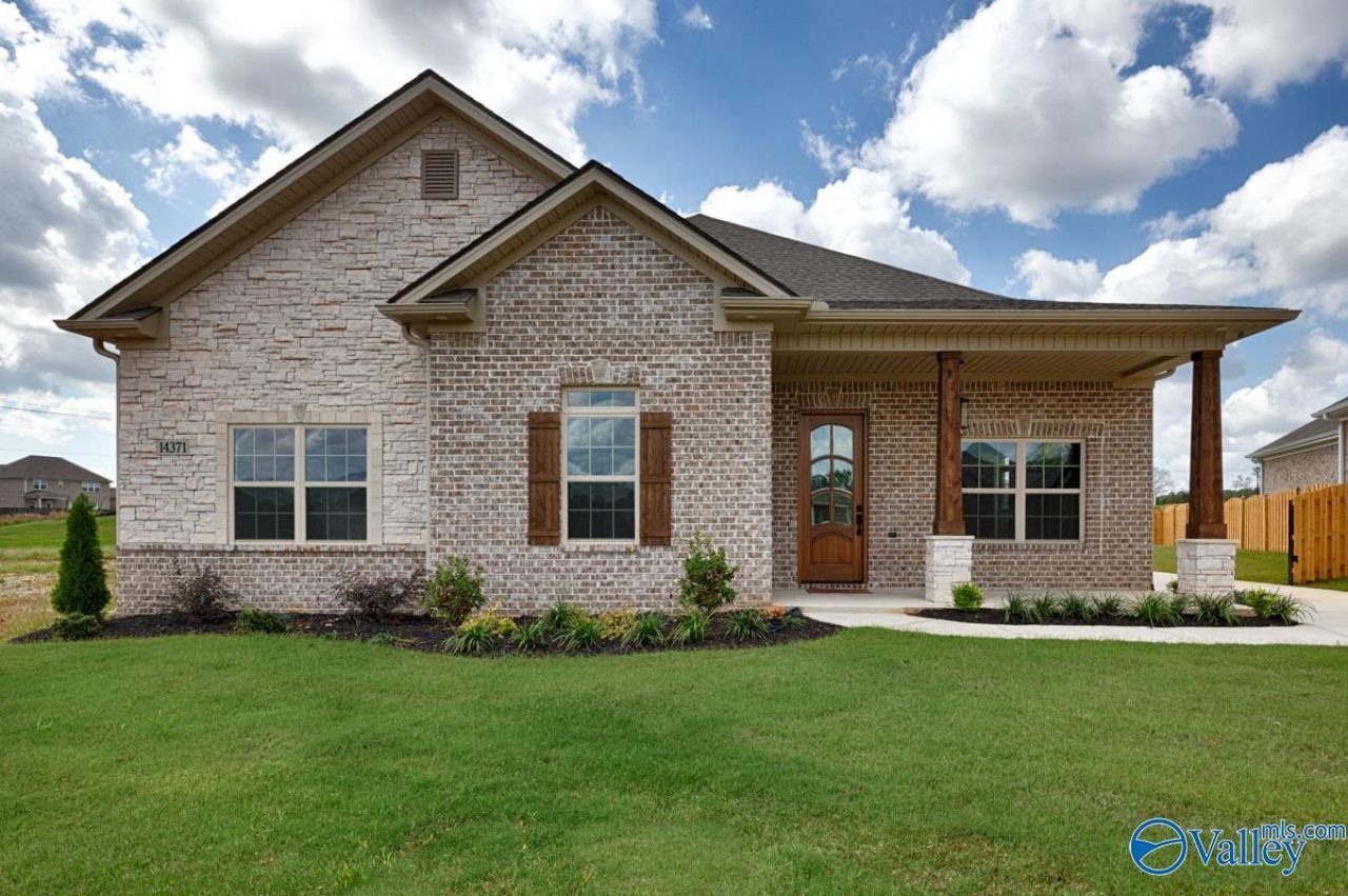 14354 Montcliff Lane, Athens, AL 35611 Main Photo