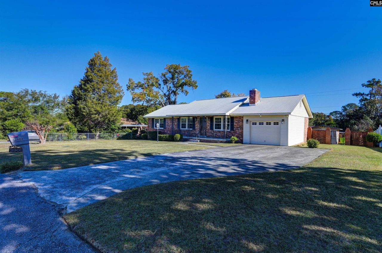 3908 Overdale Drive Photo 8