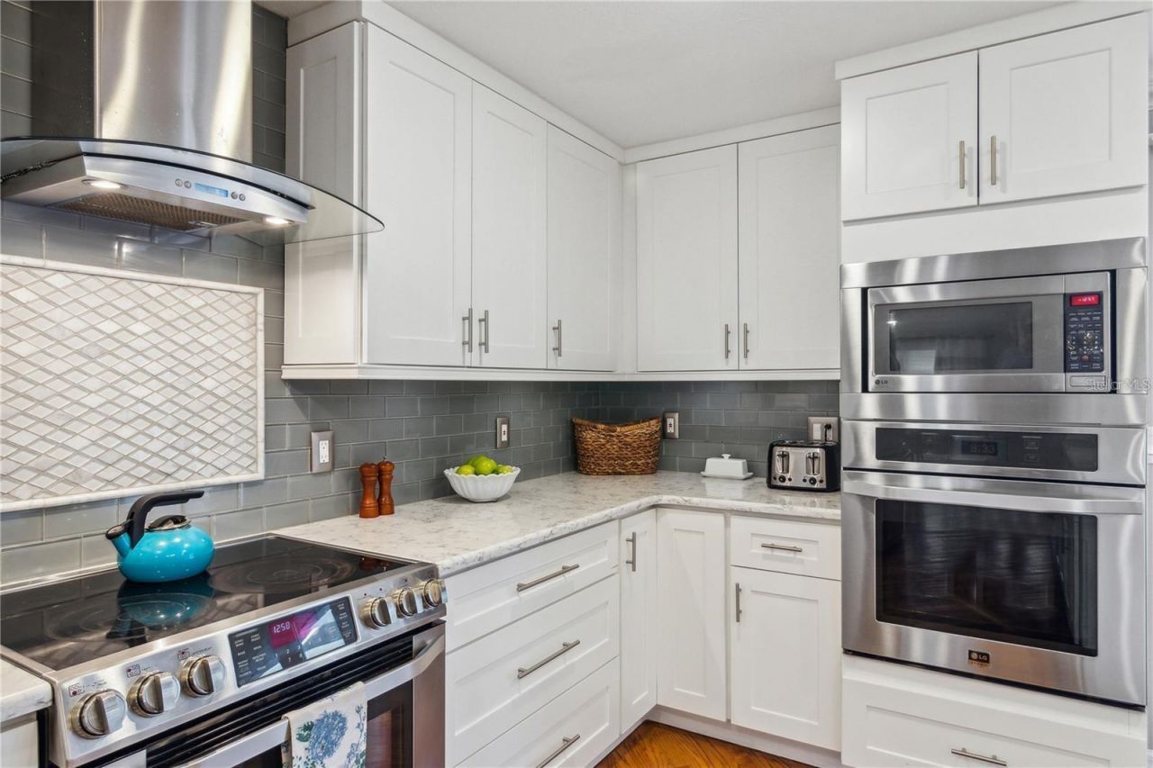 7401 S Gator Creek Boulevard, Sarasota, FL 34241 Photo