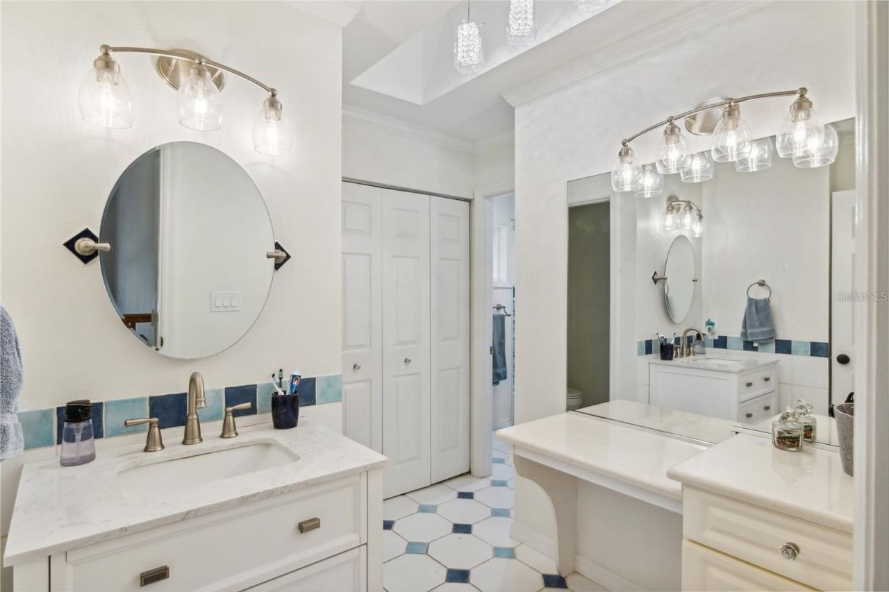 7401 S Gator Creek Boulevard, Sarasota, FL 34241 Photo