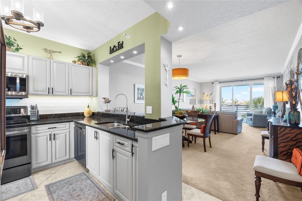 7892 Sailboat Key Boulevard S, Unit 206, South Pasadena, FL 33707 Photo