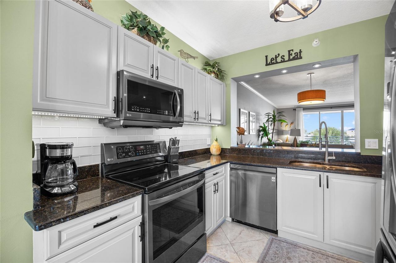 7892 Sailboat Key Boulevard S, Unit 206, South Pasadena, FL 33707 Photo