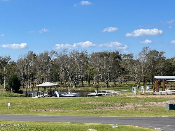 200 Bethea Street, Holly Ridge, NC 28445