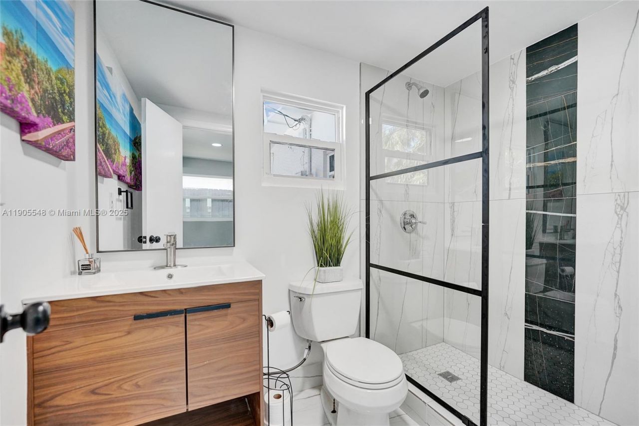 2201 SE 19th St, Fort Lauderdale, FL 33316 Photo