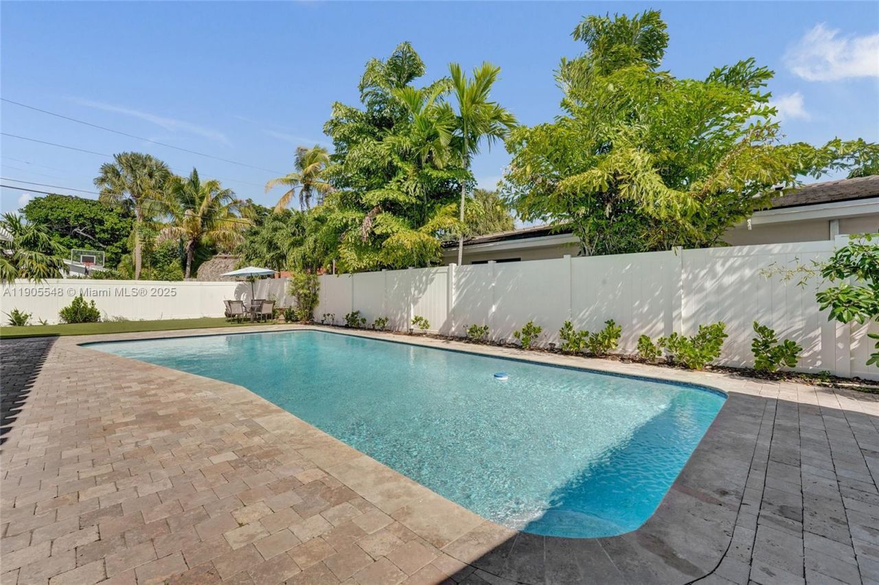 2201 SE 19th St, Fort Lauderdale, FL 33316 Photo