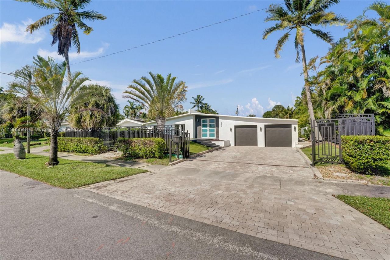 2201 SE 19th St, Fort Lauderdale, FL 33316 Photo