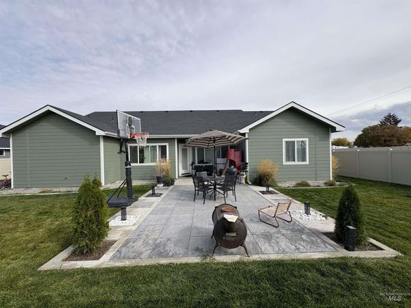 973 Kenbrook Loop, Twin Falls, ID 83301