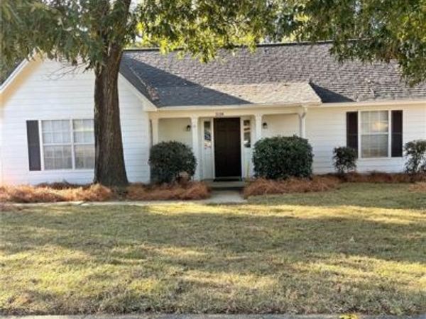 3104 Autumn Ridge Court, Mobile, AL 36695