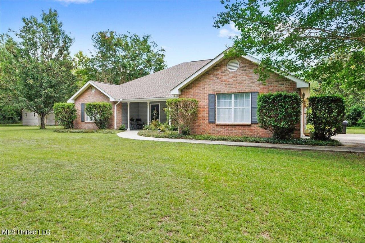 200 Koch Road, Picayune, MS 39466 Main Photo