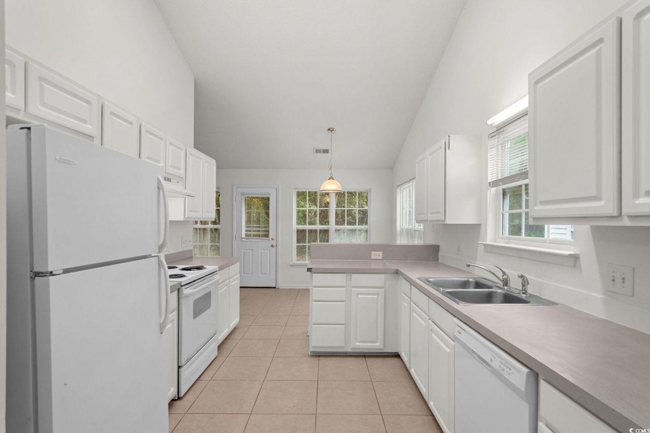 4587 Hidden Creek Ln. Photo 12