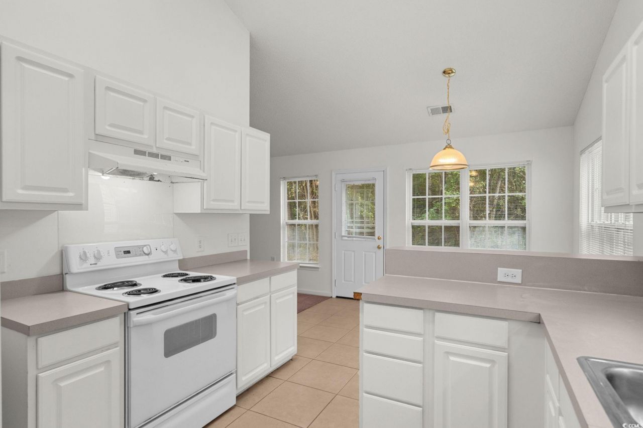 4587 Hidden Creek Ln. Photo 13