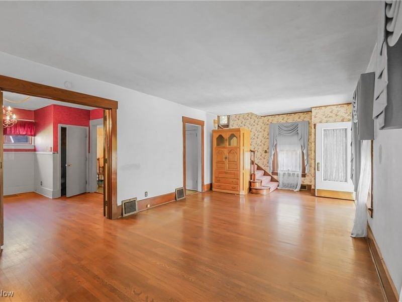 3771 Edison Street NW, Uniontown, OH 44685 Photo 12