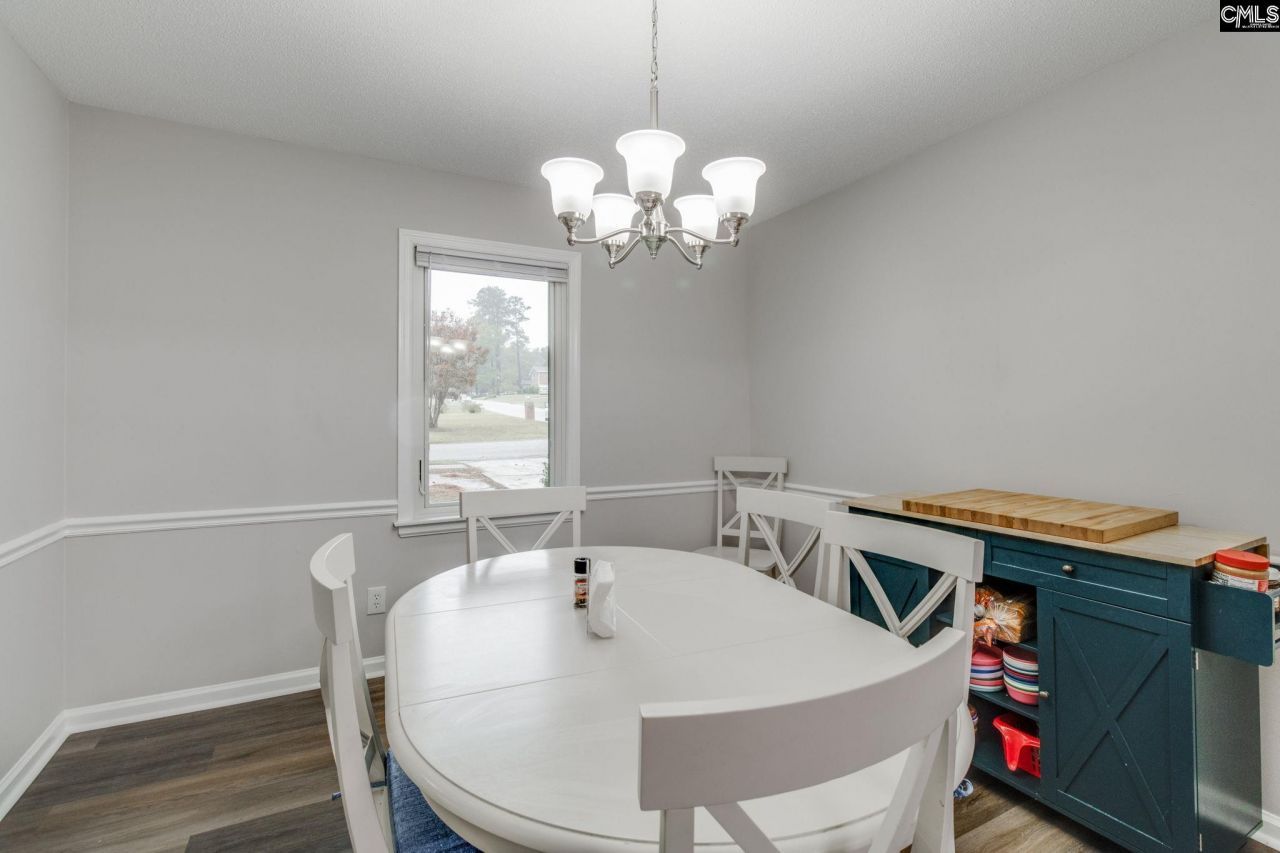 519 Charing Cross Road Photo 7