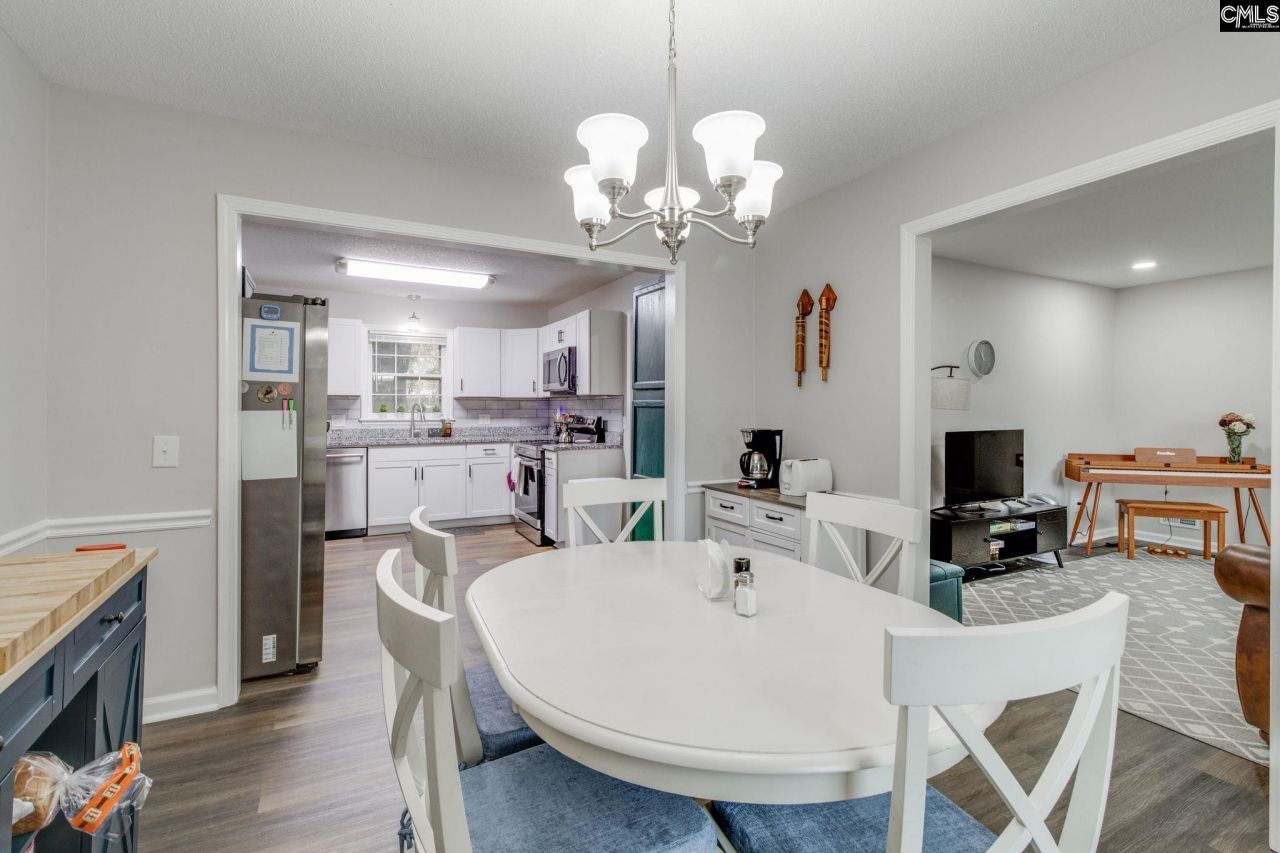 519 Charing Cross Road Photo 8